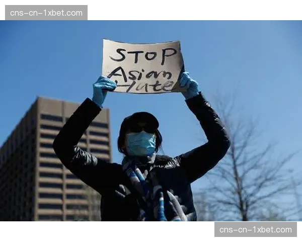 亚特兰大足球俱乐部发起“反暴力”主题活动，全队佩戴特制袖标出战